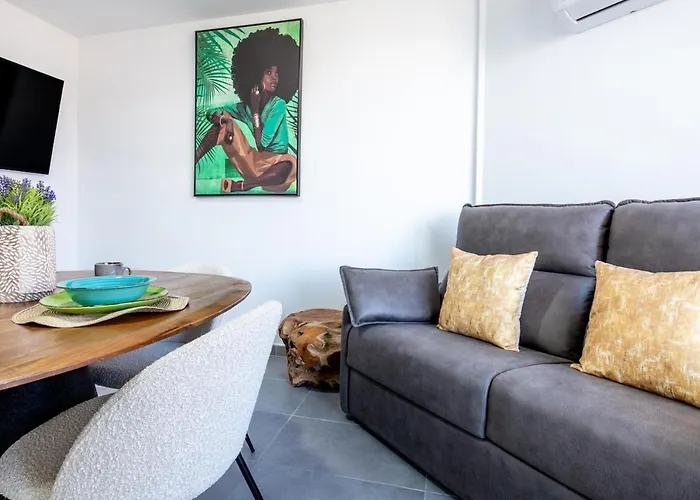 Apartamento 414 Amazing New Summerland